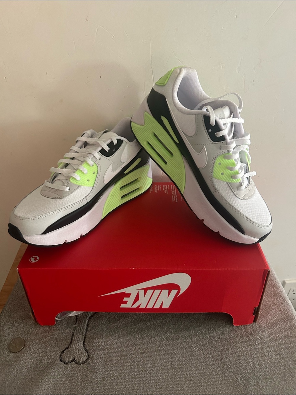 Nike Air Max 90 sneakers